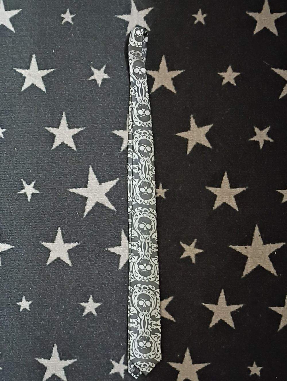 Black and White Skull Pattern Decorative Tie - Home Accents